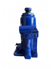 Hydraulic Bottle Jack – 6-Ton Capacity